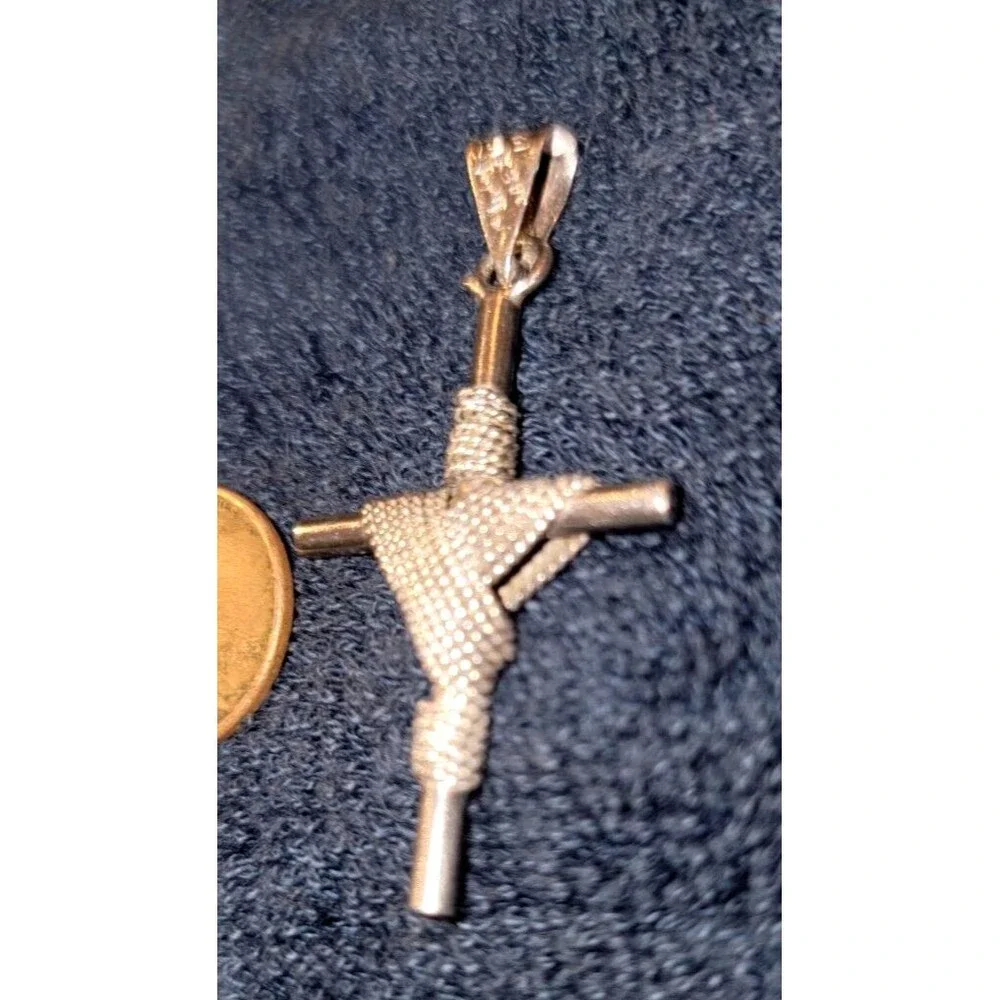 Taxco Mexico 925 Sterling Silver Gentleman's Pendant Cross rope wrapped handmade